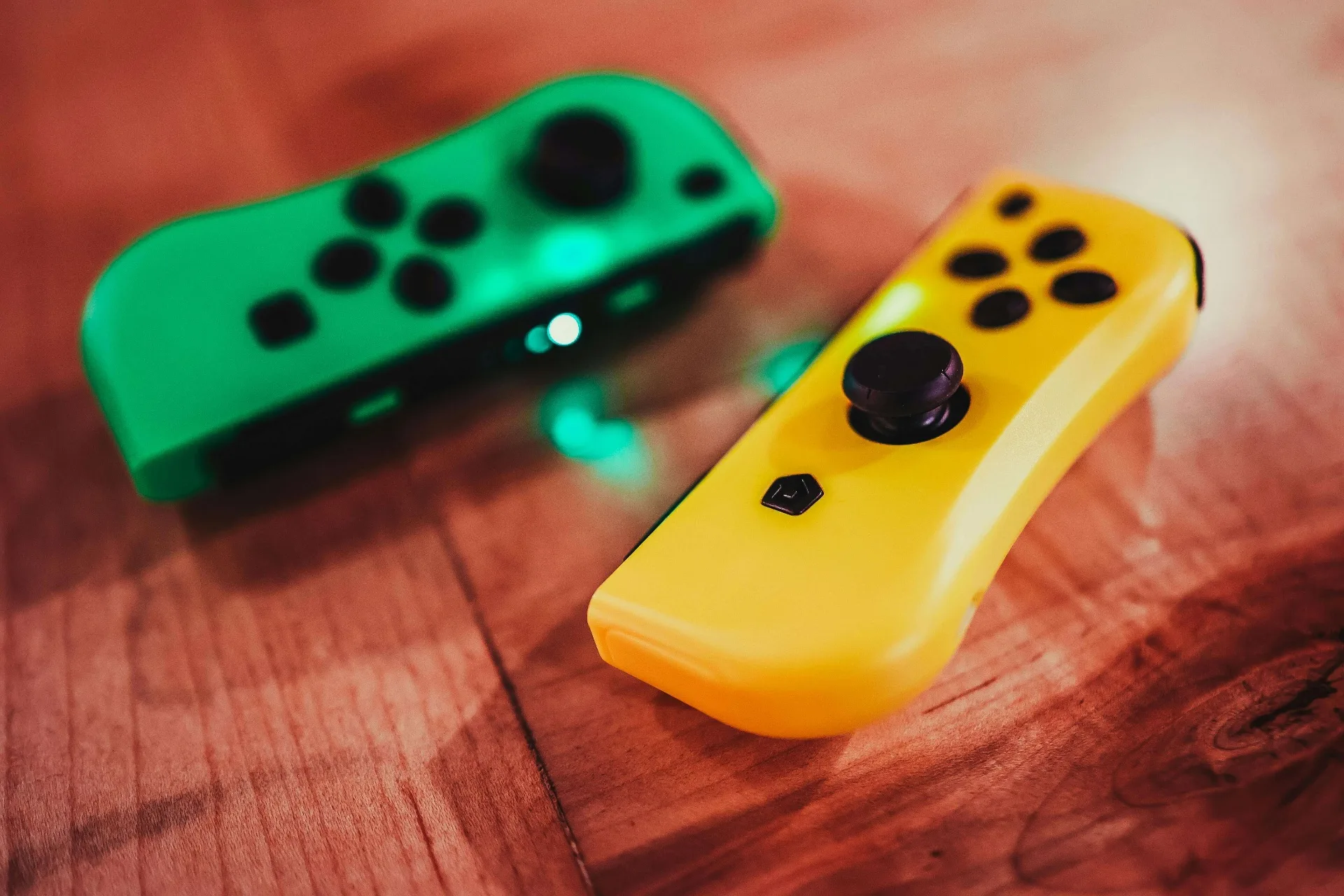 Game controllers representing interactive learning approaches